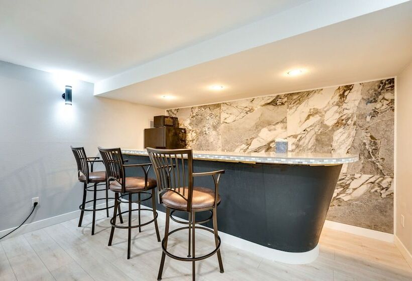 Pet Friendly Gem W/ Private Yard In Westminster!