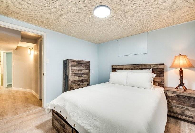 Pet Friendly Gem W/ Private Yard In Westminster!