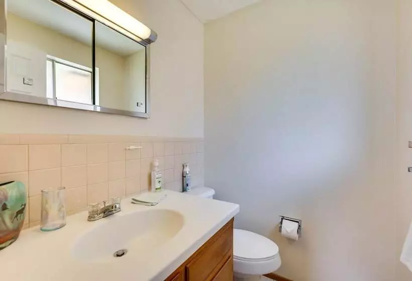 Pet Friendly Gem W/ Private Yard In Westminster!