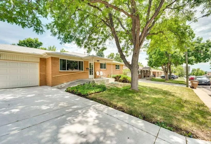 Pet Friendly Gem W/ Private Yard In Westminster!