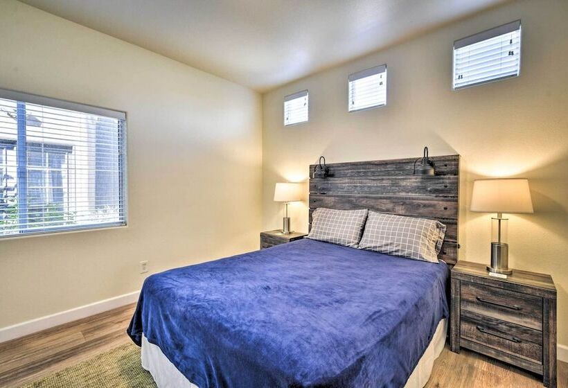 Bermuda Dunes Home W/ Private Pool, Patio & Grill!