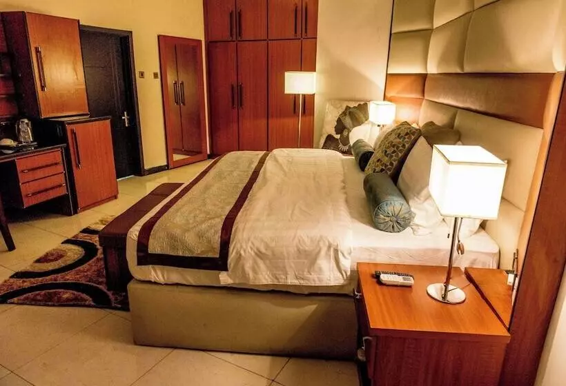 Bon Hotel Hyatti Warri