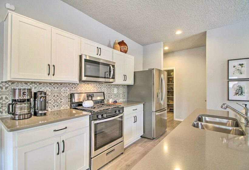 Family Friendly Rio Rancho Home Near Old Town