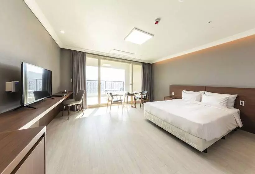 Hotelli Baekhak Jayuro Resort