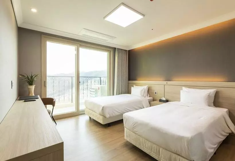 Hotelli Baekhak Jayuro Resort