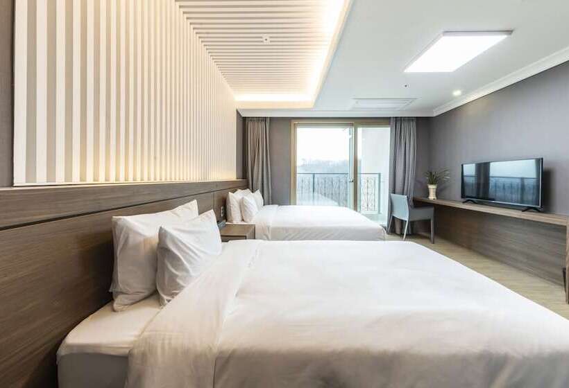 Hotel Baekhak Jayuro Resort