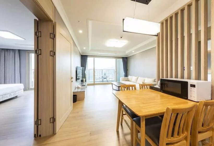 Hotelli Baekhak Jayuro Resort