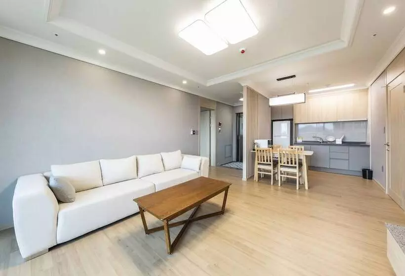 Hotelli Baekhak Jayuro Resort