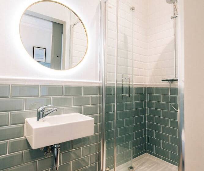 호텔 Bank Apartments