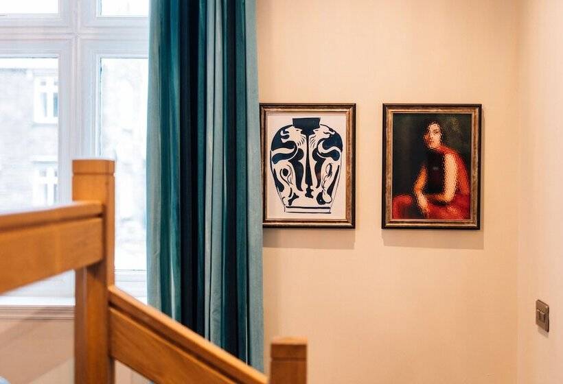 호텔 Bank Apartments