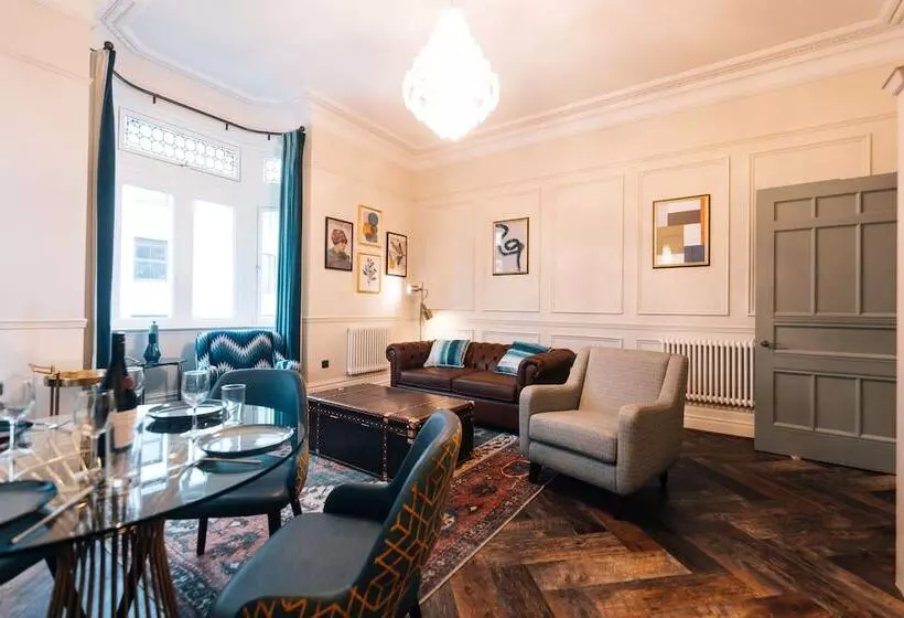 ホテル Bank Apartments