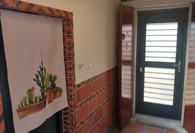 هتل Blue Mountain Inn