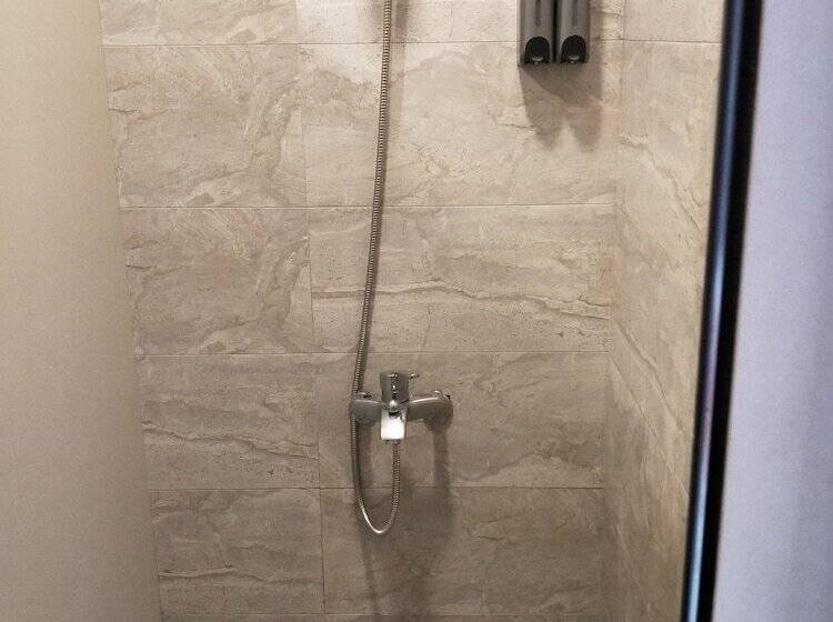 هتل Blue Mountain Inn