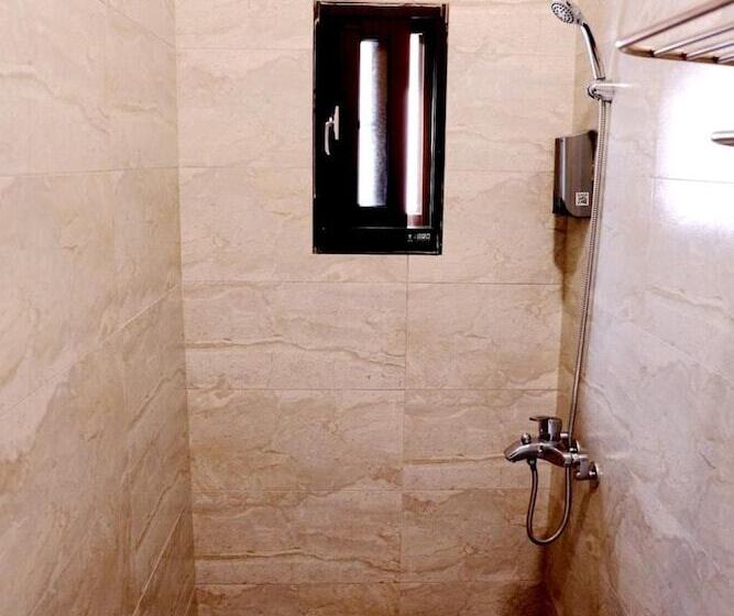 هتل Blue Mountain Inn