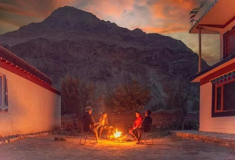 Hotelli Echor Mud Huts Tabo, Spiti Valley