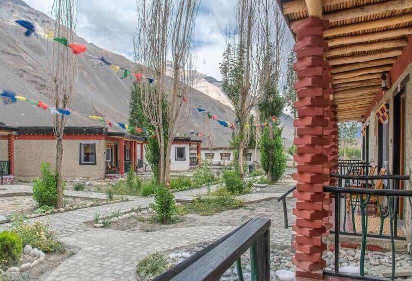 Hotel Echor Mud Huts Tabo, Spiti Valley