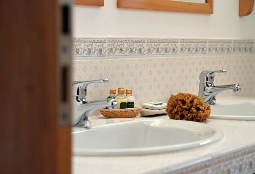 ホテル Lagos Del Furioso