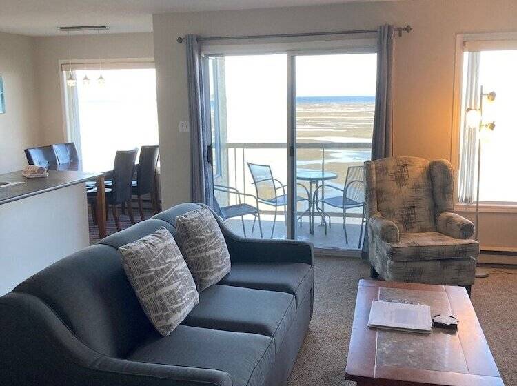 هتل Ocean Sands Resort