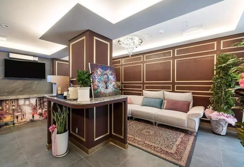 Hotelli Raelle In Goyang