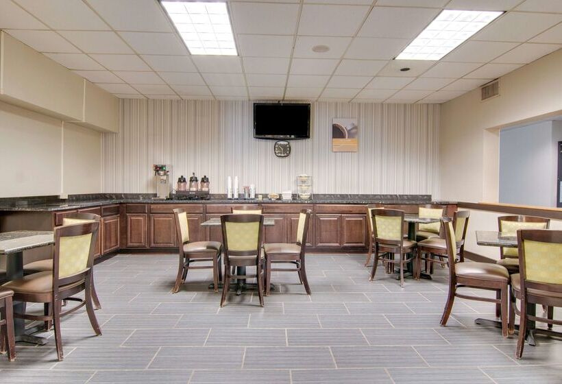 בית מלון כפרי Studio 6 Suites Clarion, Pa