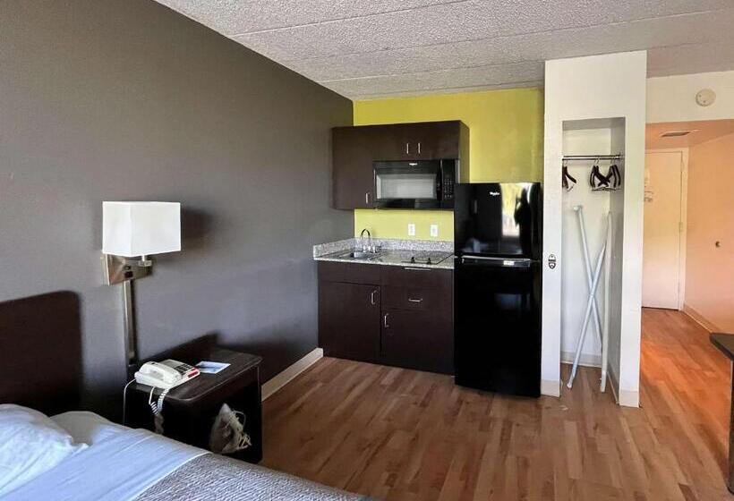 בית מלון כפרי Studio 6 Suites Clarion, Pa