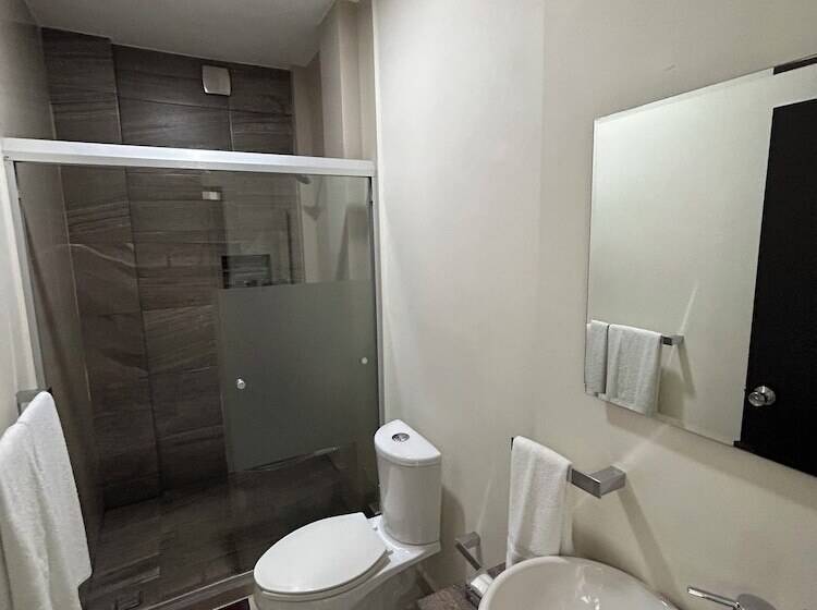 فندق Suites Rubi