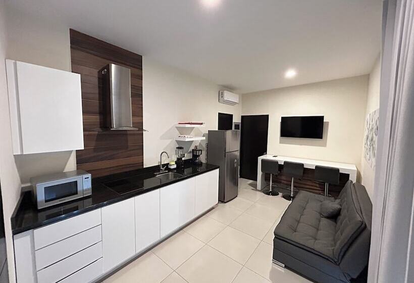 فندق Suites Rubi