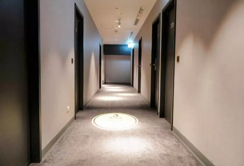 Meworld Hotel   Taipei Main Station