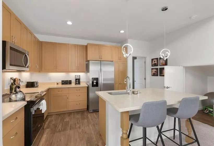 Le Ale A By Avantstay Ocean + Mountain Views!