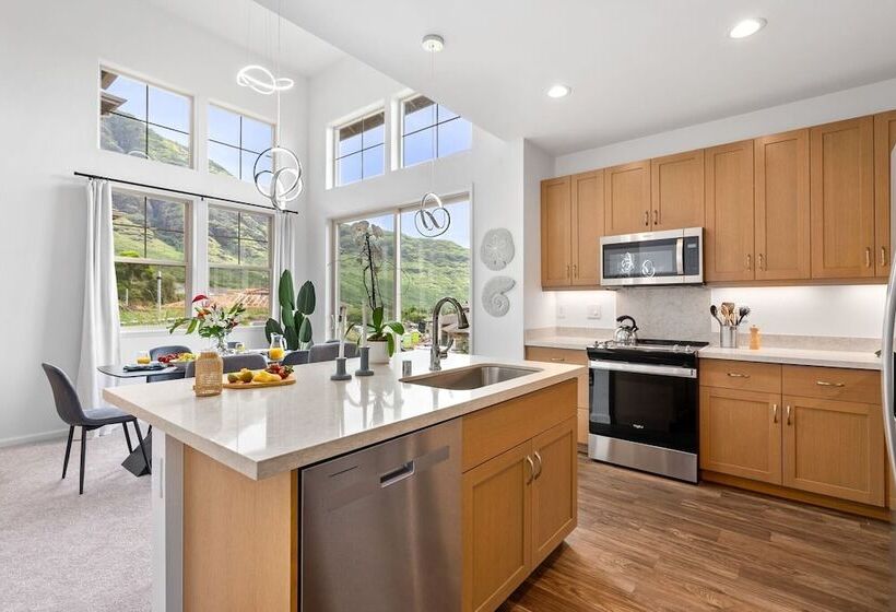 Le Ale A By Avantstay Ocean + Mountain Views!