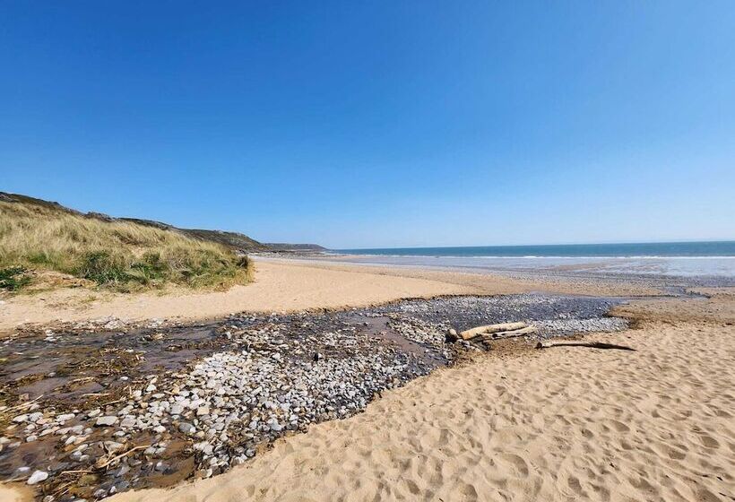 Пансион Sea View   1 Bed Suite   Port Eynon