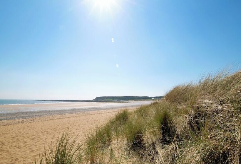 Пансион Sea View   1 Bed Suite   Port Eynon