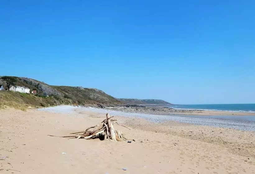 Majatalo Sea View   1 Bed Suite   Port Eynon