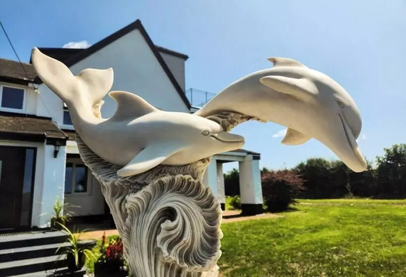 Majatalo Sea View   1 Bed Suite   Port Eynon