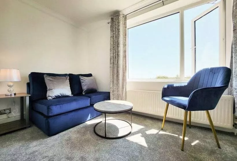 Majatalo Sea View   1 Bed Suite   Port Eynon