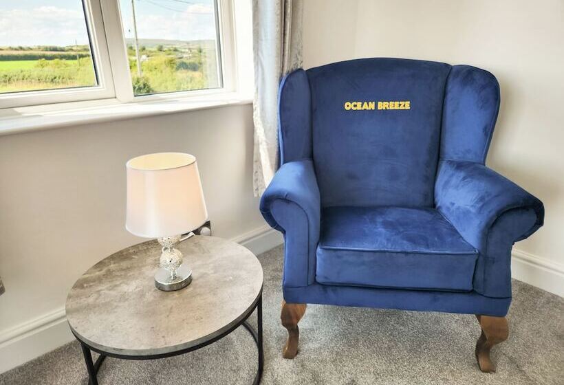 Пансион Sea View   1 Bed Suite   Port Eynon