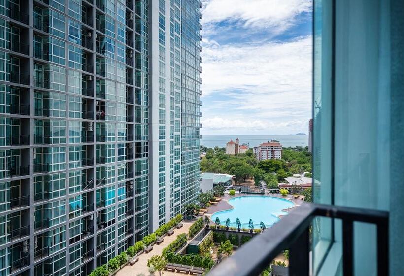 פנסיון The Grand Jomtien By Favstay