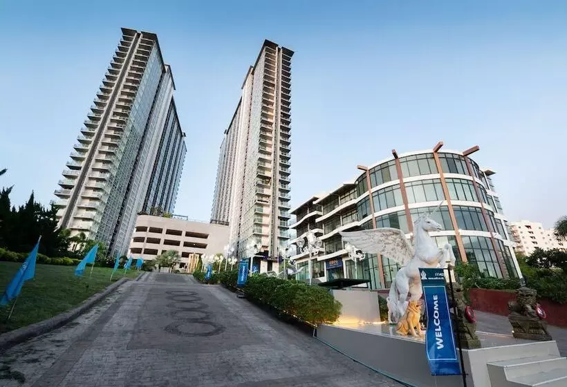 Majatalo The Grand Jomtien By Favstay