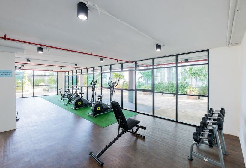 פנסיון The Grand Jomtien By Favstay