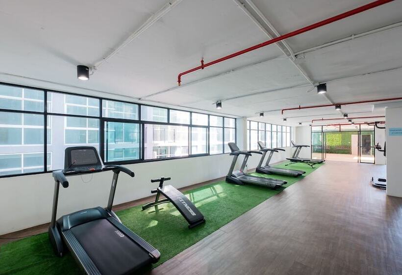 פנסיון The Grand Jomtien By Favstay