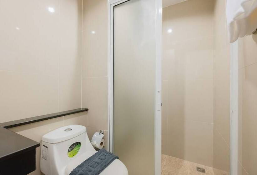 פנסיון The Grand Jomtien By Favstay