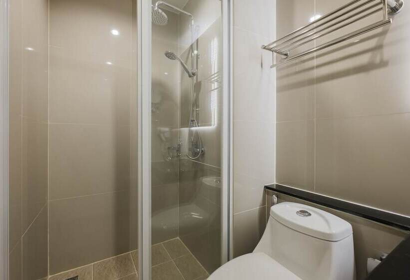 פנסיון The Grand Jomtien By Favstay