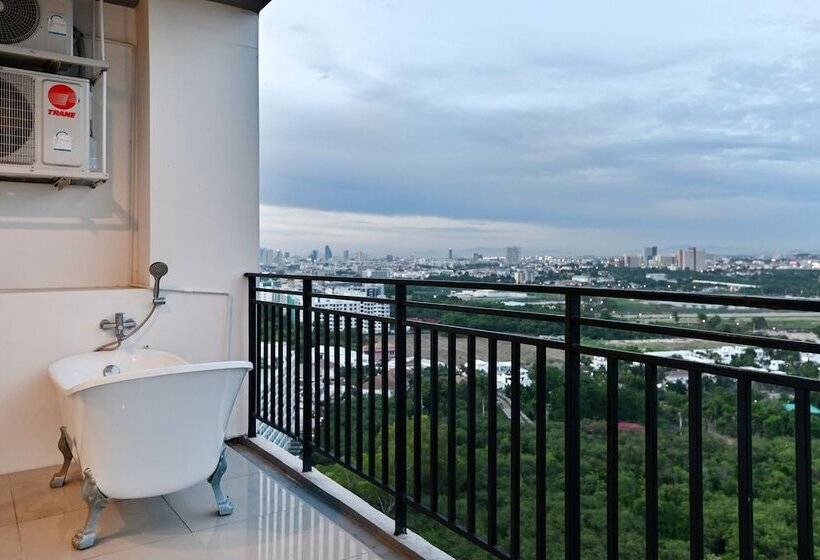 פנסיון The Grand Jomtien By Favstay