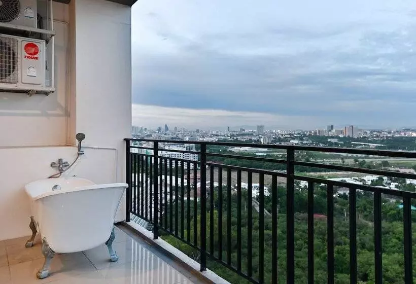 Majatalo The Grand Jomtien By Favstay