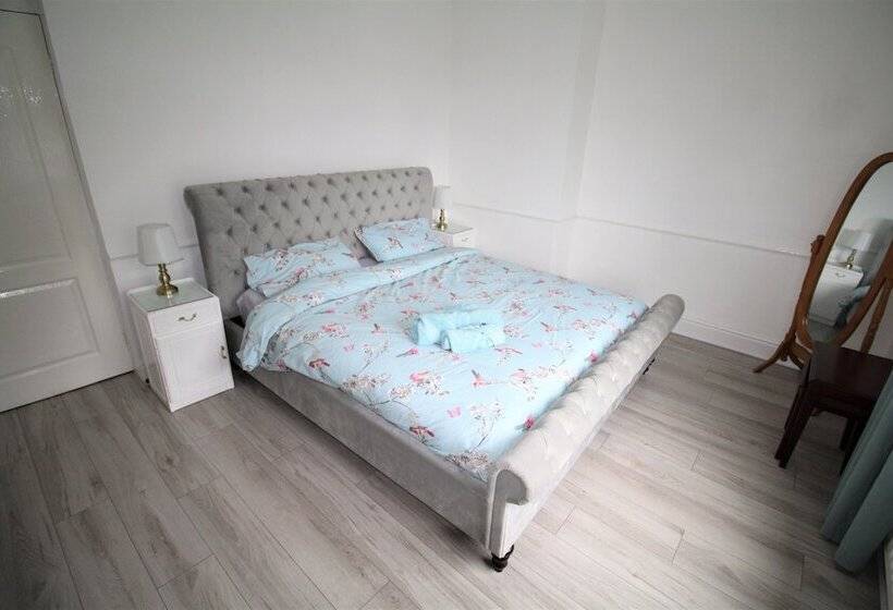 住所 Whitley Bay Sleeps 6 Refurbished Throughout