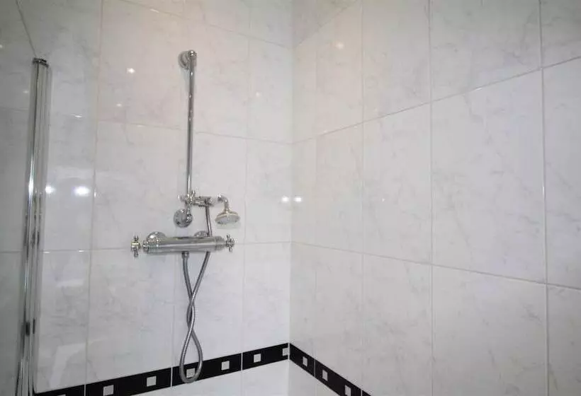 レジデンス Whitley Bay   Sleeps 6   Refurbished Throughout