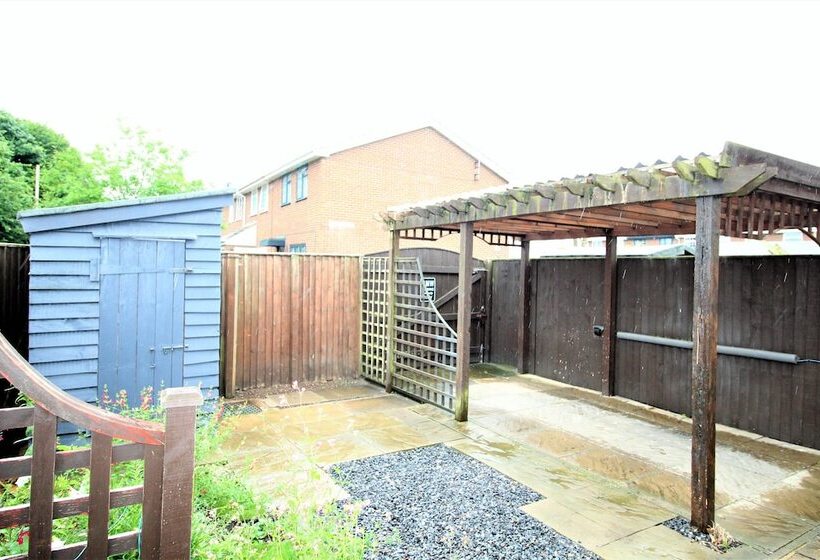 住所 Whitley Bay Sleeps 6 Refurbished Throughout