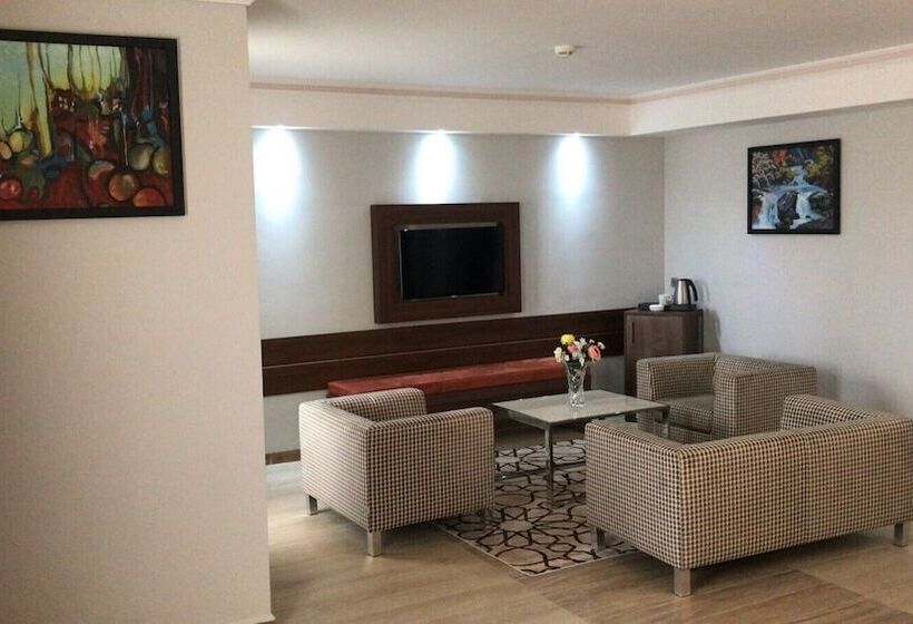 Golden Tulip Hotel Alexandre