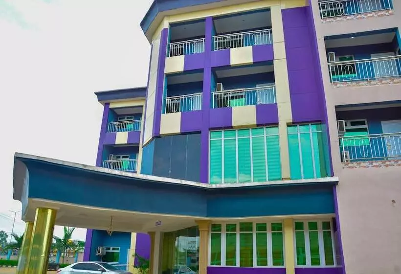 Halatria Hotel & Towers