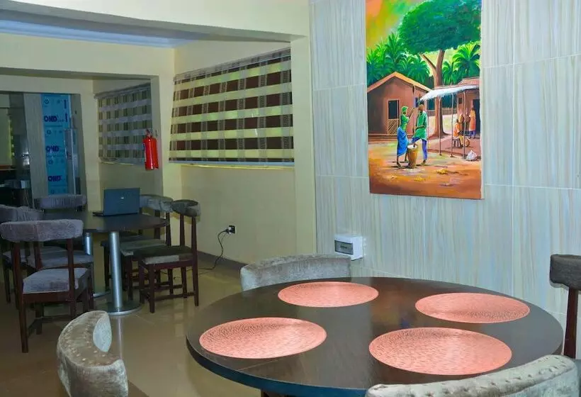 Halatria Hotel & Towers